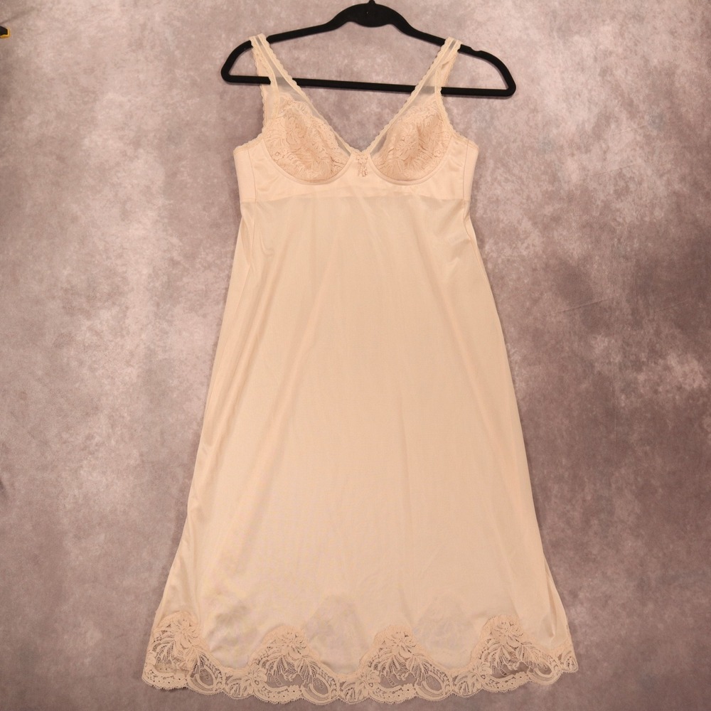 Vintage Triumph Full Slip Dress Beige Lace Shapewear 34A Vintage Coquette Bridal